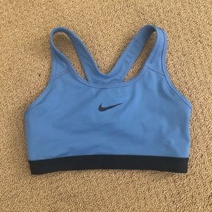 nike sports bra medium